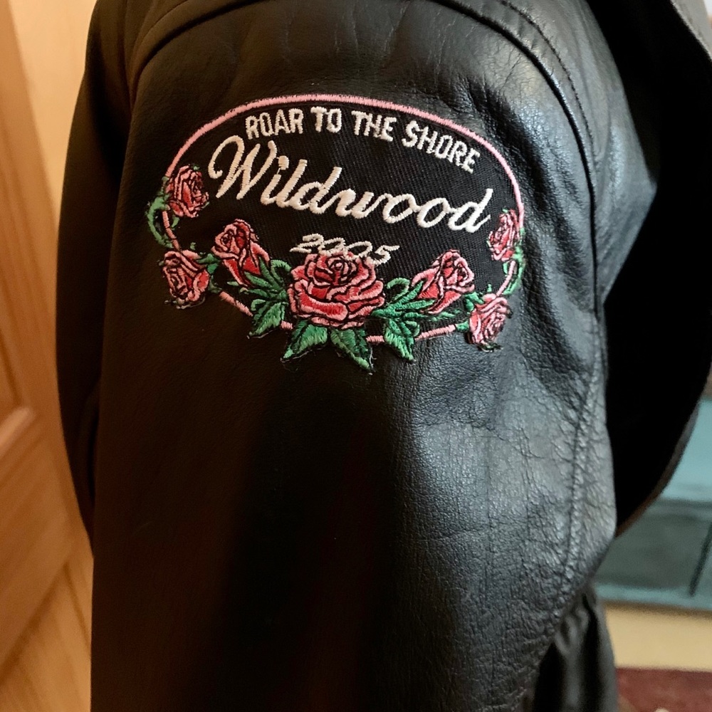 Harley-Davidson Black Leather Jacket-With Patches- Size XS - Picture 6 of 8